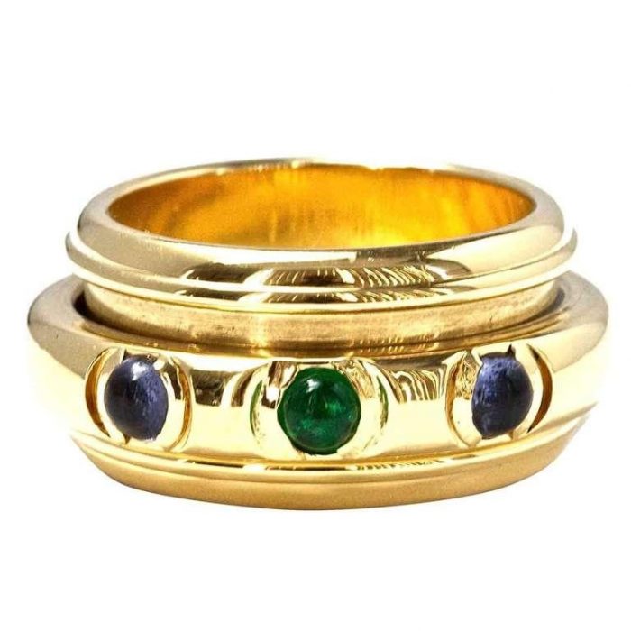 Piaget Emerald and Sapphire Gold Ring